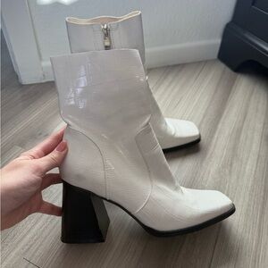 Princess Polly Glossy White Heeled Boots